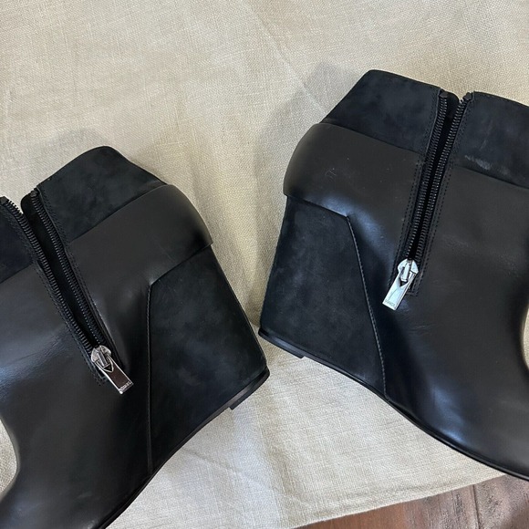 VINCE Garren Suede Leather Wedge Booties in Black - Picture 7 of 12